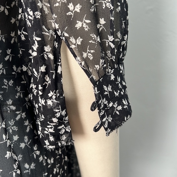 JOIE Ditsy Floral Pleated Blouse - Size Small - Picture 14 of 16